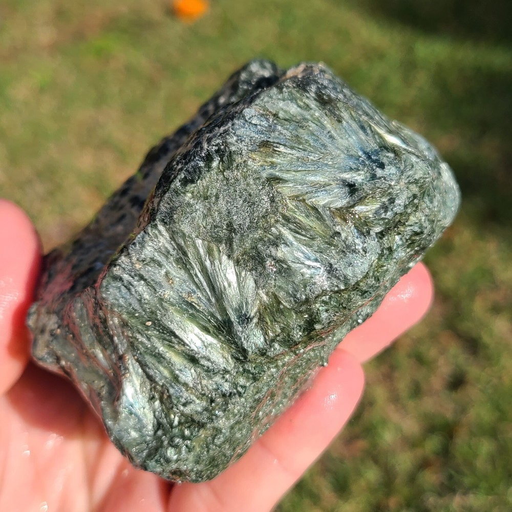 SERAPHINITE LAPIDARY ROUGH 1LB 7.4OZ