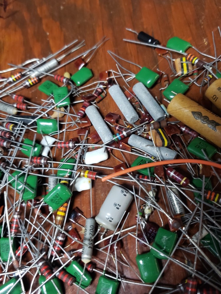 Miscellaneous Heathkit Resistors, Capacitors, & Random Parts