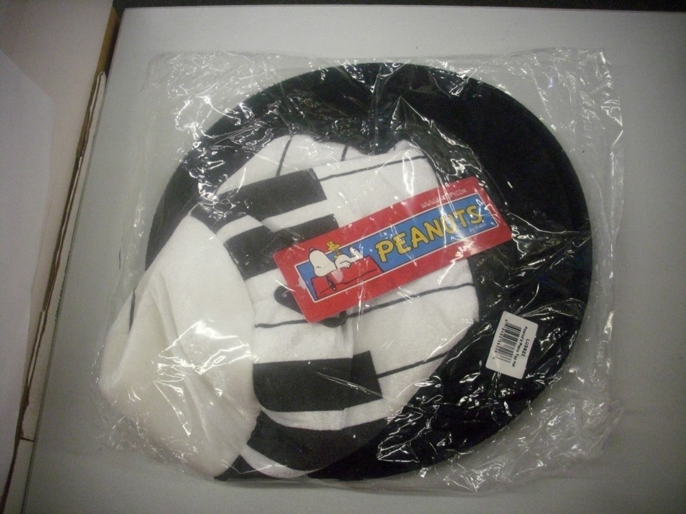 Elope Peanut's Piano Top Hat