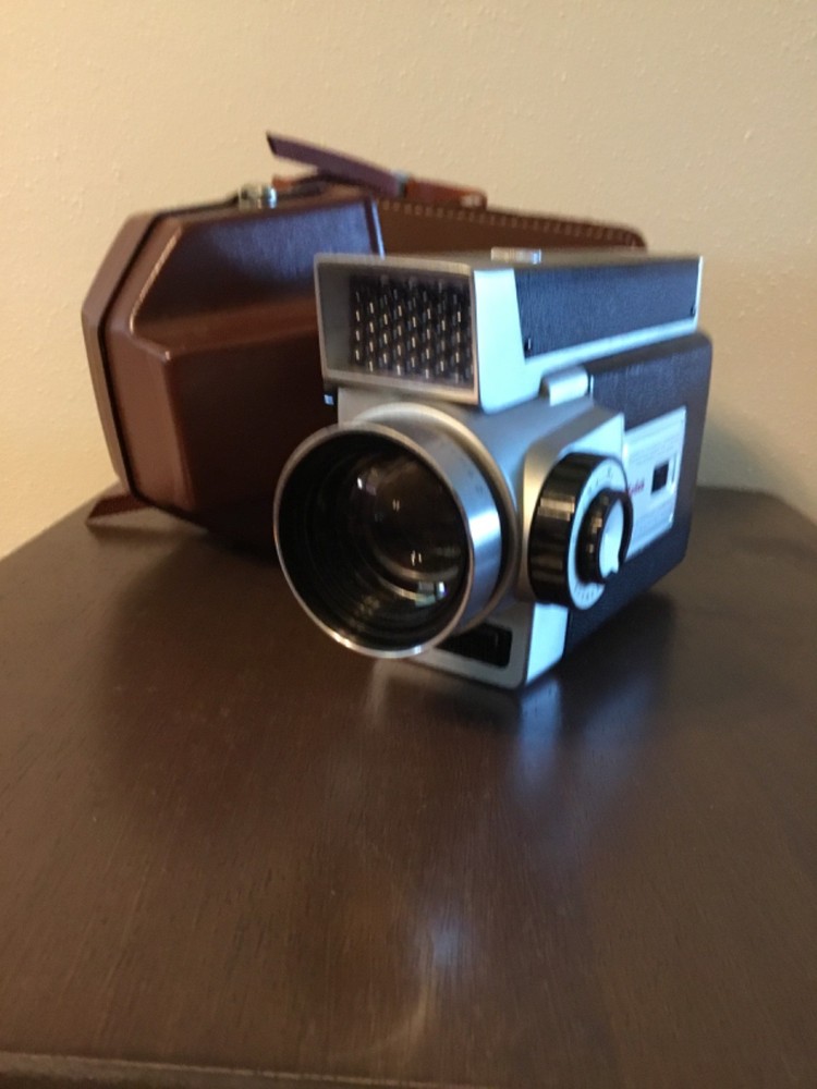 Zoom 8 reflex automatic camera