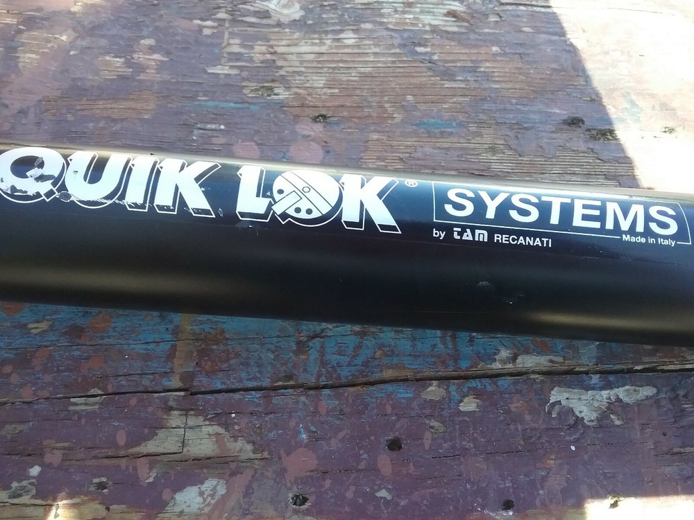 Quick Lok accessary stand quality made.