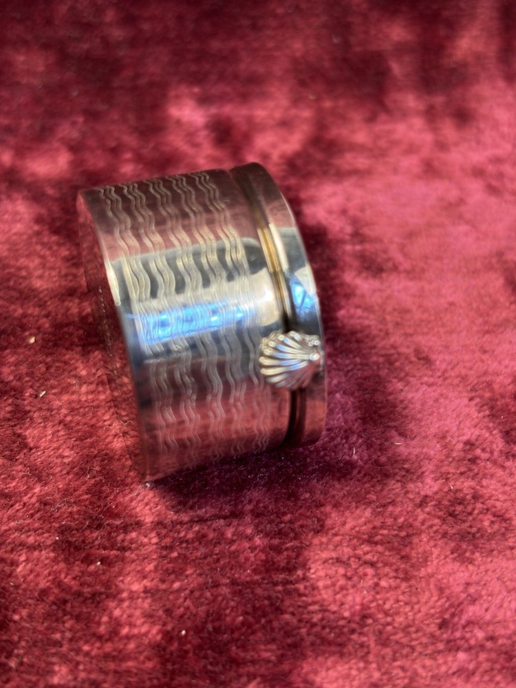 A Lovely Thistle & Bee Solid Silver and Enamel Pill Box. Honeysuckle Pattern.