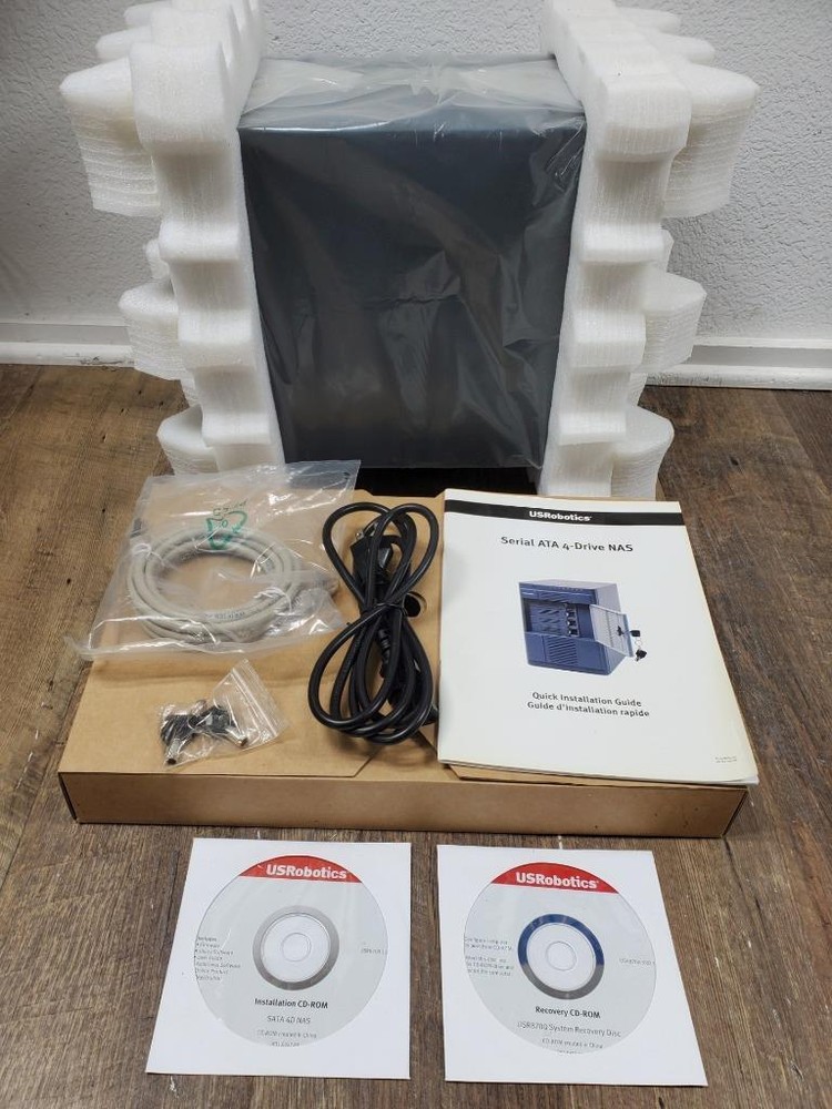 J43 ♻ USRobotics USR8700 Serial ATA 4-Drive NAS ♻