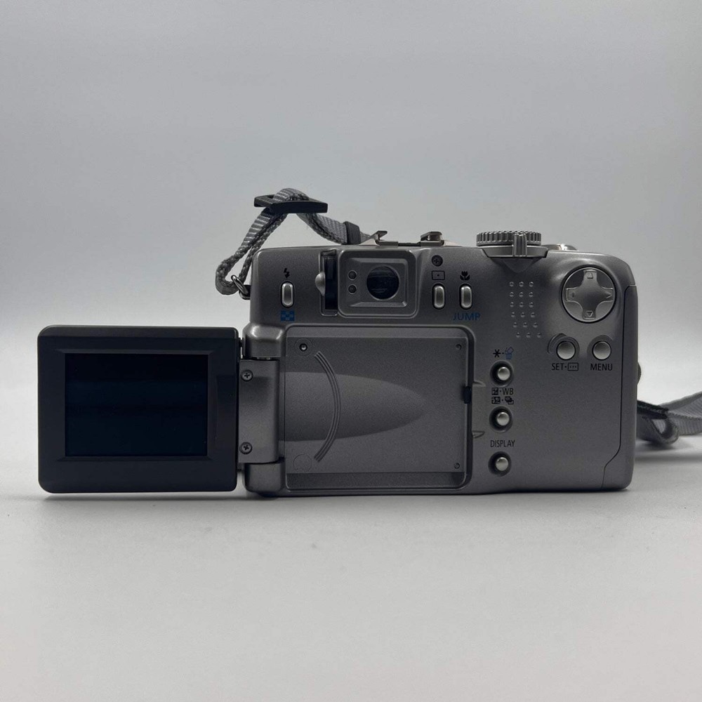 Canon PowerShot G2 4.0MP Compact Digital Camera