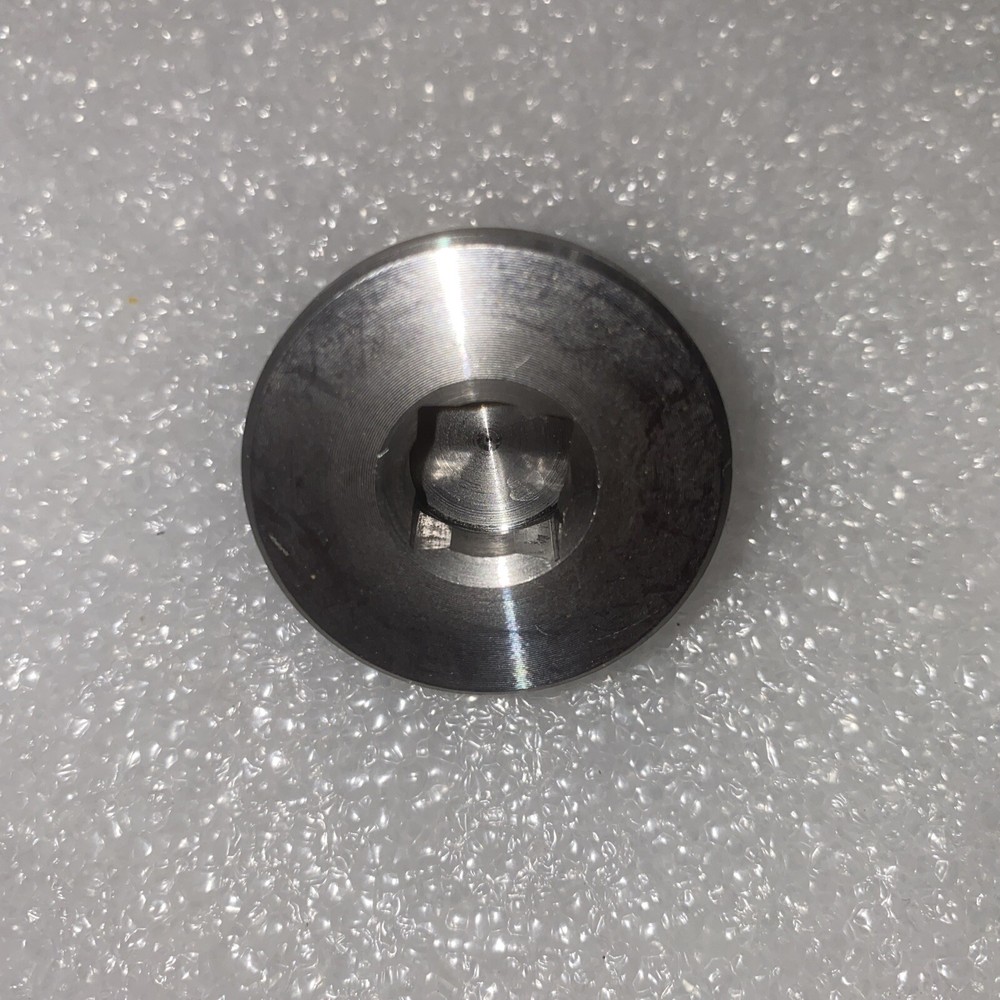 Drain Plug For John Deere L56822 (with Magnet).