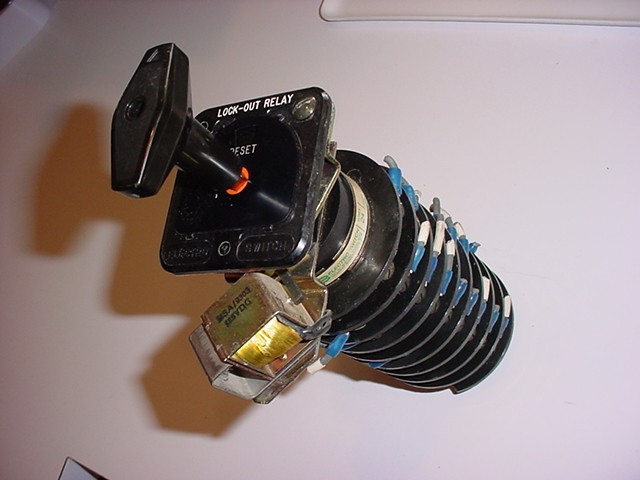Electroswitch ELECTRO SWITCH 7808D Lock-Out Rotary Switch Series 24 LOR 125VDC