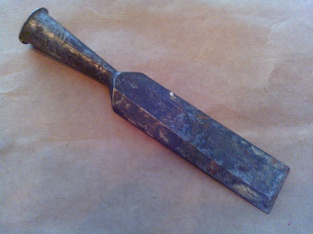 Vintage Fulton 1" Chisel