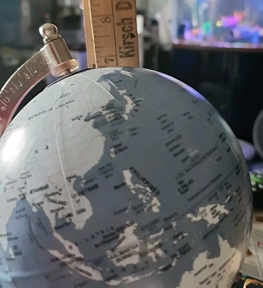 Small World Globe For Desktop