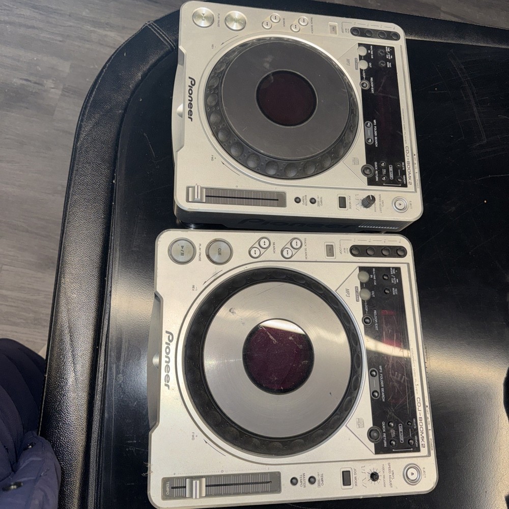 Pioneer CDJ 800MK2