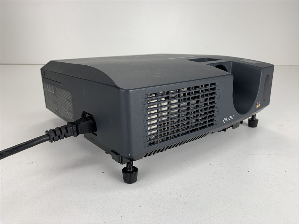 ViewSonic PJL7211 XGA LCD Projector