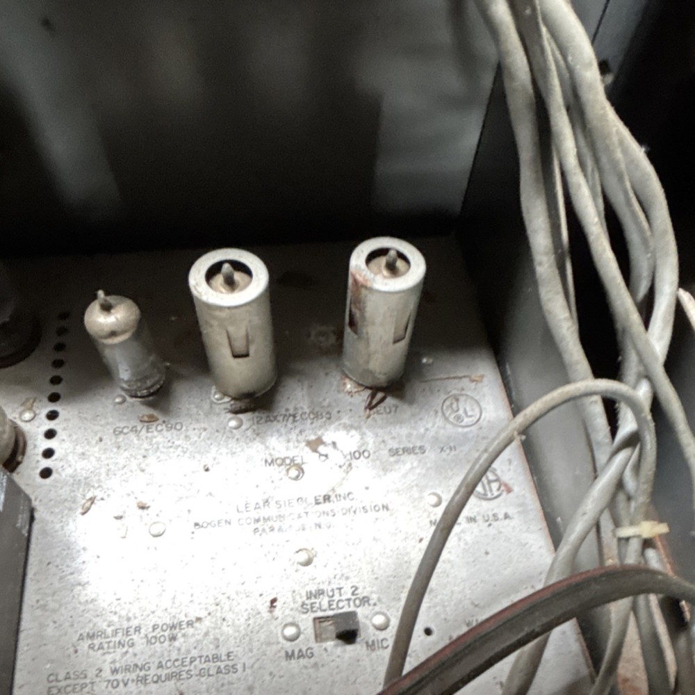 Bogen S100 Vintage Tube Amplifier Rackmount with Vacuum Tubes, Control Knobs