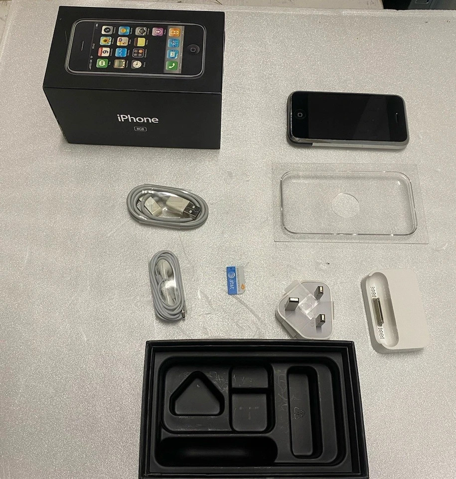 APPLE IPHONE 2G MB384LL 16GB 1 Generation With BOX & SIM AT&T USA Tested