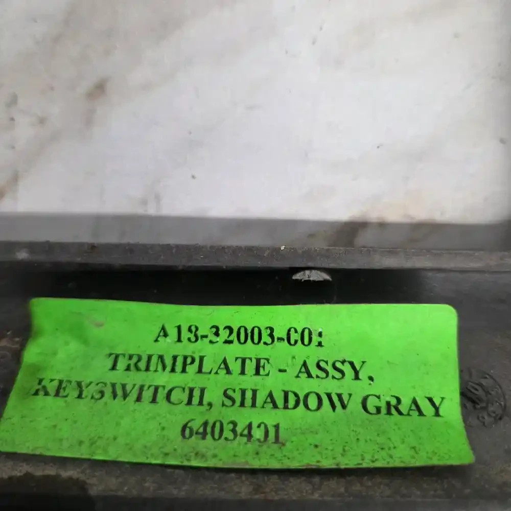 2006 Freightliner Columbia Dash Panel- A18-32003-001