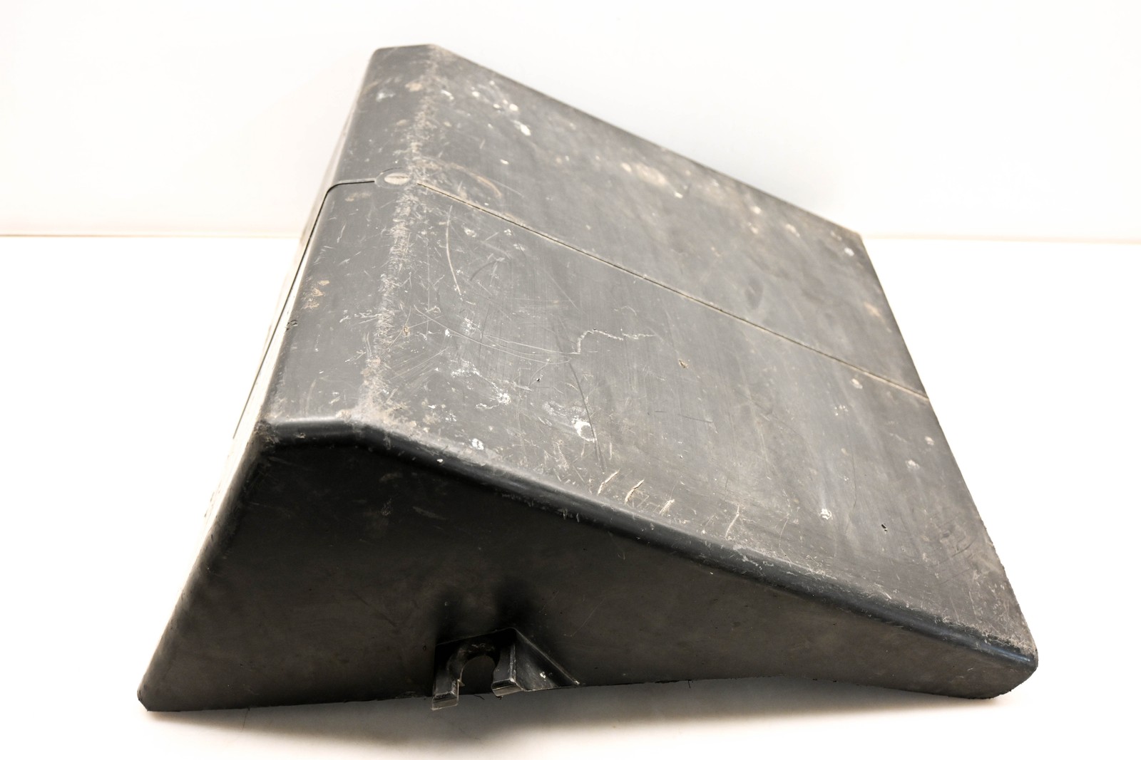 Mack 4103-5000543345 Battery Box