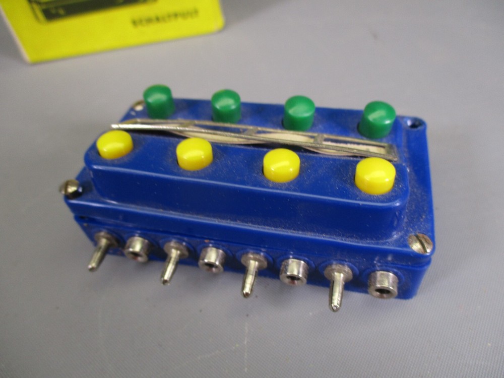 LQ615 MARKLIN 7211 HO TRAIN 1/87 CONTROL PANEL SWITCH PANEL SWITCH PANEL SWITCHBOARD
