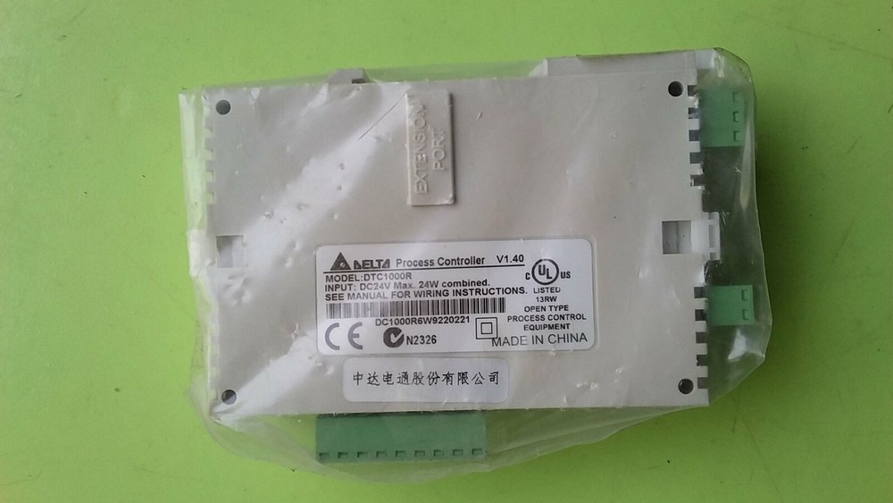 1pc used Delta temperature controller DTC1000R