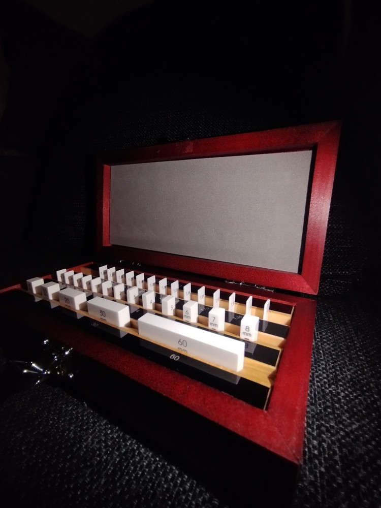 Mitutoyo Guage Block Set BM3 - 32 - 1