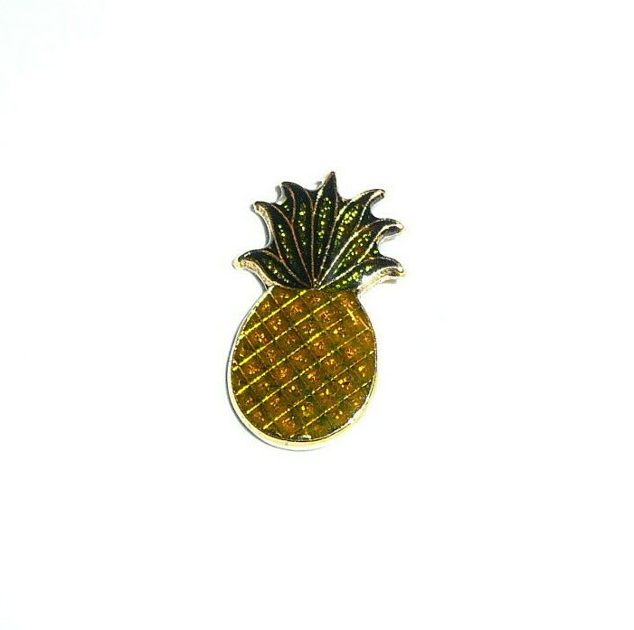 Pretty Pineapple Metal Shank Button Pineapple Fruit Button 3/8" x 5/8"