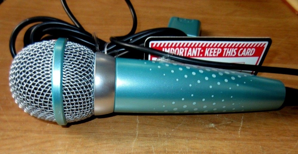 First Act Disney Spot Light Microphone / Karaoke App