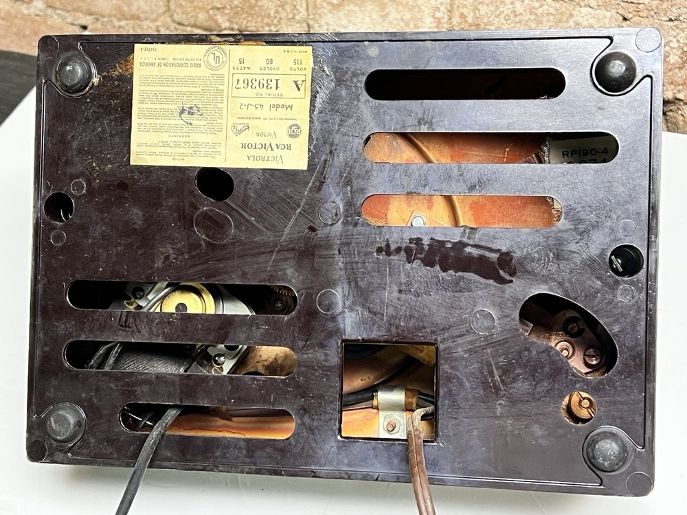 RCA Victor Vintage Record Player Brown & Gold Classic Design Auto Stack Changer