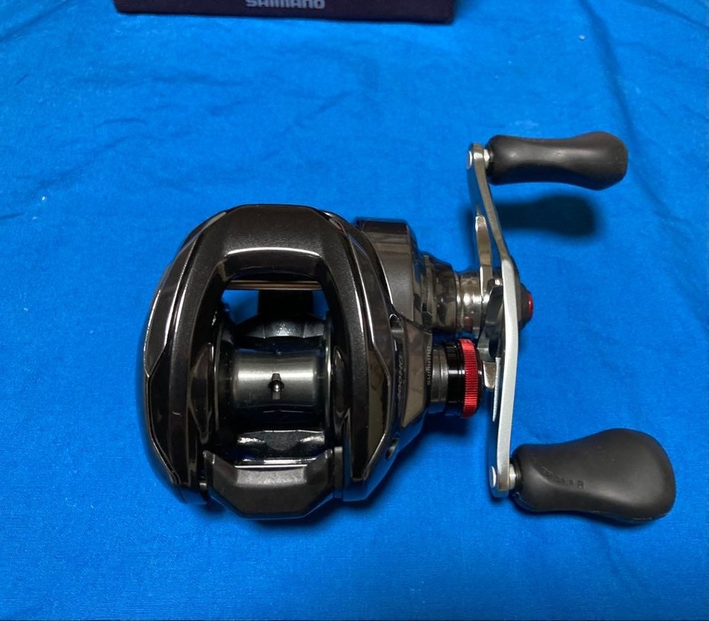 SHIMANO Scorpion MD 200 HG