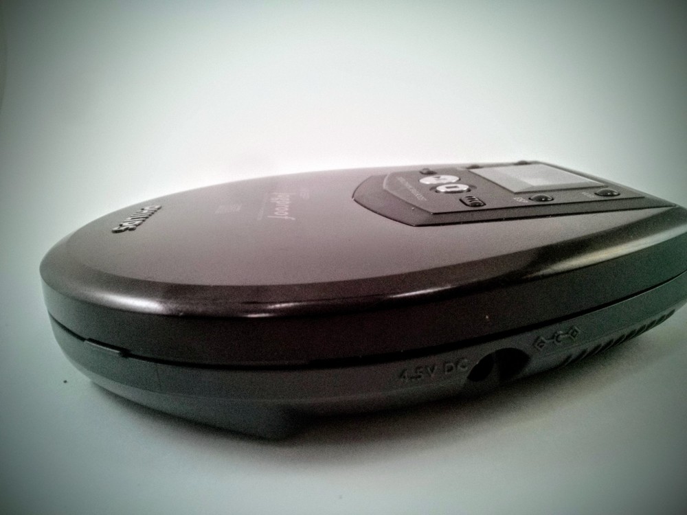 Philips Jogproof Portable CD Player 45 Sec. ESP Discman, Black. Works Perfectly!