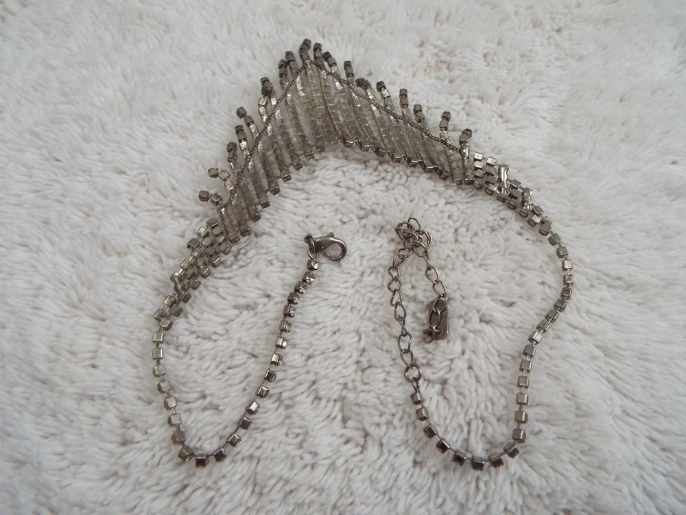 Silvertone Rhinestone Chevron Necklace (D79)