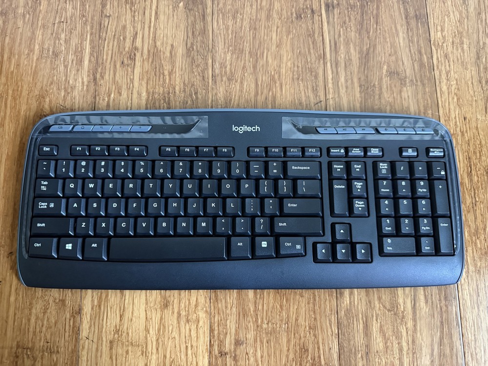 Logitech MK320 Wireless Keyboard Mouse Combo w/ Unifying Receiver New Open Box