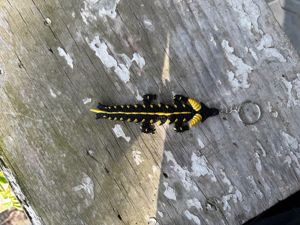 3d printed dragon keychain -Black & Gold