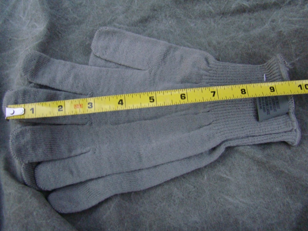 USGI Cold Weather Lightweight Glove Inserts size Medium / Large Grey - New