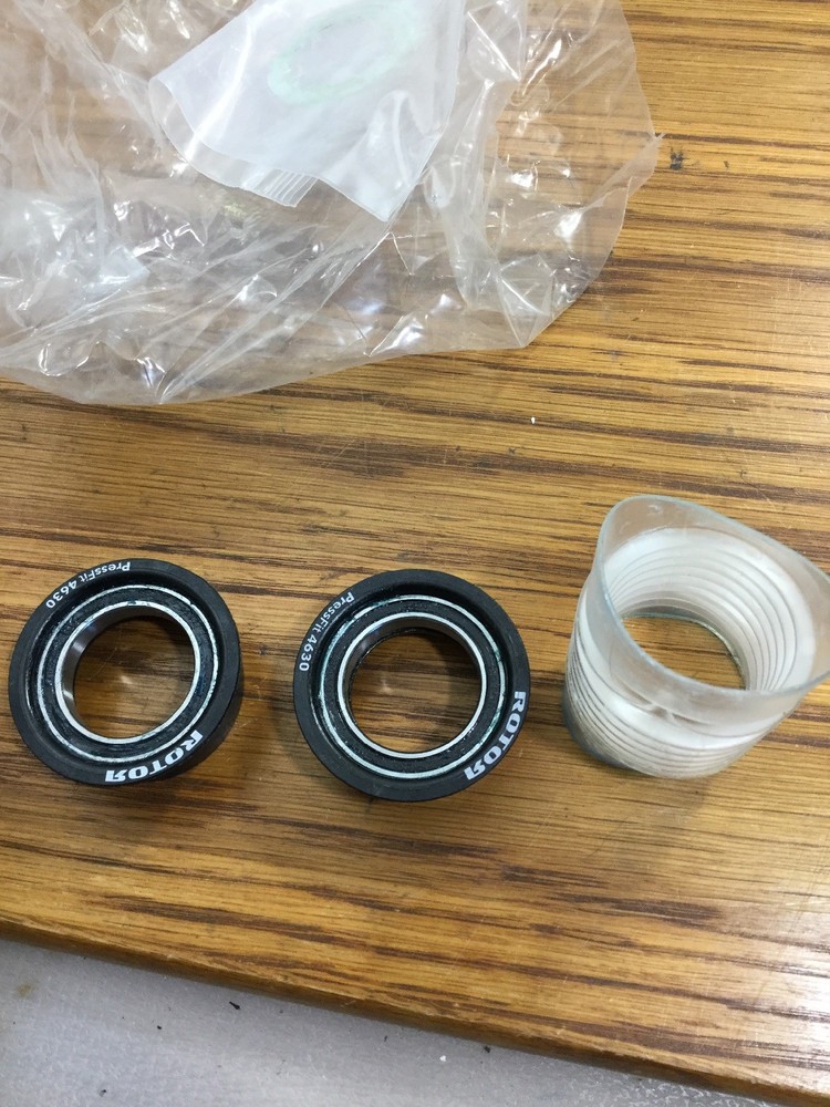 Rotor Press Fit 4630 Cycling Bottom Bracket Missing Shields (6244)