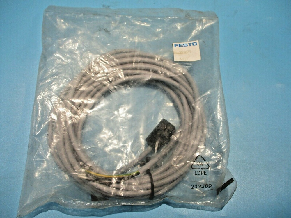 NEW FESTO 161589 SOLENOID CONNECTOR CABLE PLUG SOCKET