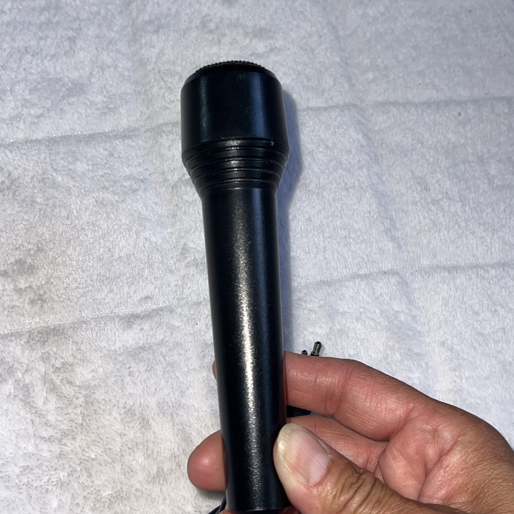 Sankyo wired black Microphone