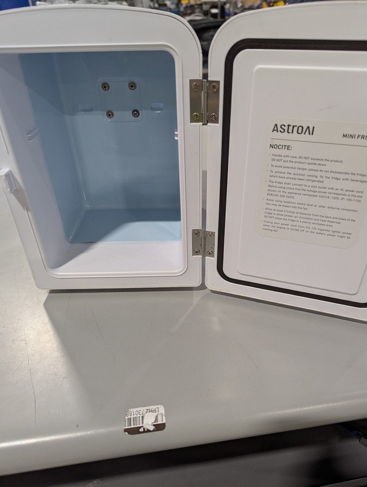 ASTROAI COMPACT REFRIGERATOR, PORTABLE MINI FRIDGE, 4L - WHITE