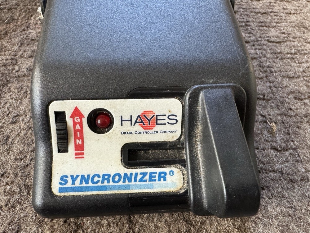 Hayes Trailer Brake Controller Synchronizer w/ Ford plug