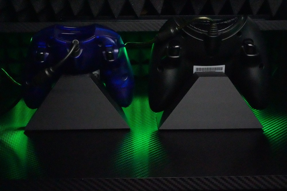 Display Stand for OG XBOX Controller