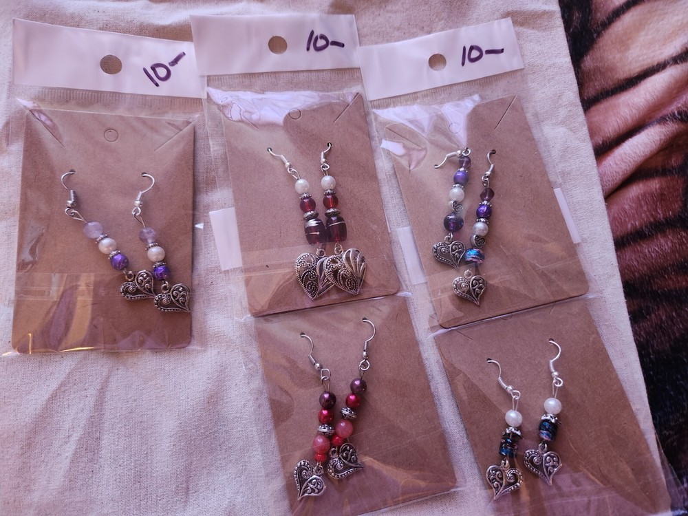 Handmade Earrings Stylish and Beautiful.