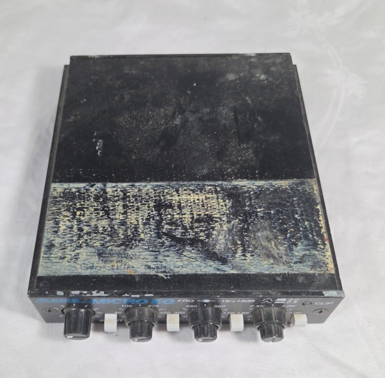 Alesis Micro Eq - Parametric Equalizer + Power Supply Included)/ #1