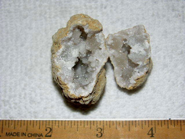 Geode pair opened with crystal centers 1.75 inch G16