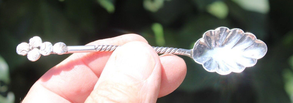 Antique Silver Berry Spoon w/Twisted Handle Shell Shape-#B1