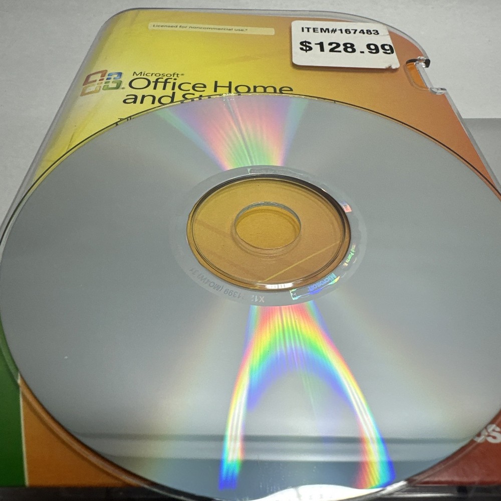 Microsoft Office Home and Student 2007 w/ Product Key Preowned Disk & Box