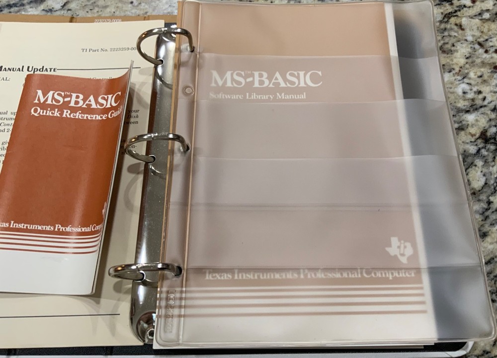 1982 Texas Instruments Professional Computer Guide MS-Basic No Discs Incomplete