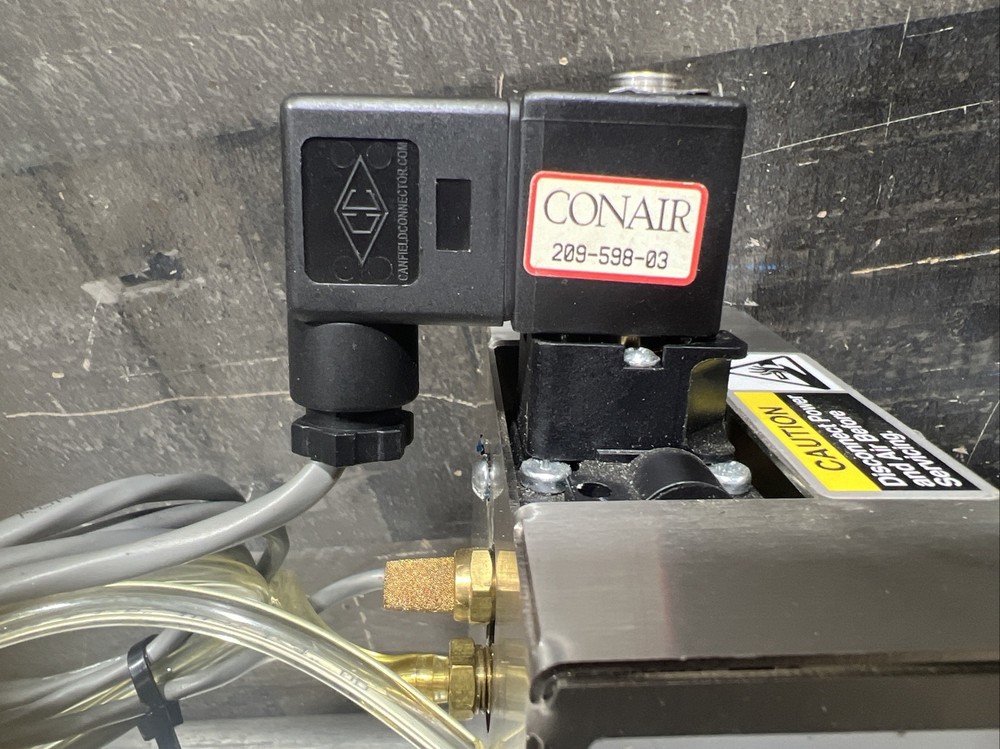 CONAIR material Hopper Isolate Receiver Model CV1 Used Surplus. Item ID 9