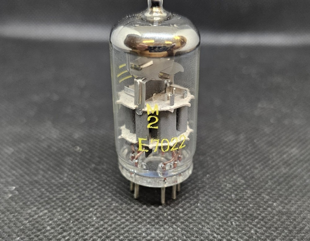 Siemens E7022 / PCC88 Vacuum Tube Tungsram Made in Germany NOS Box