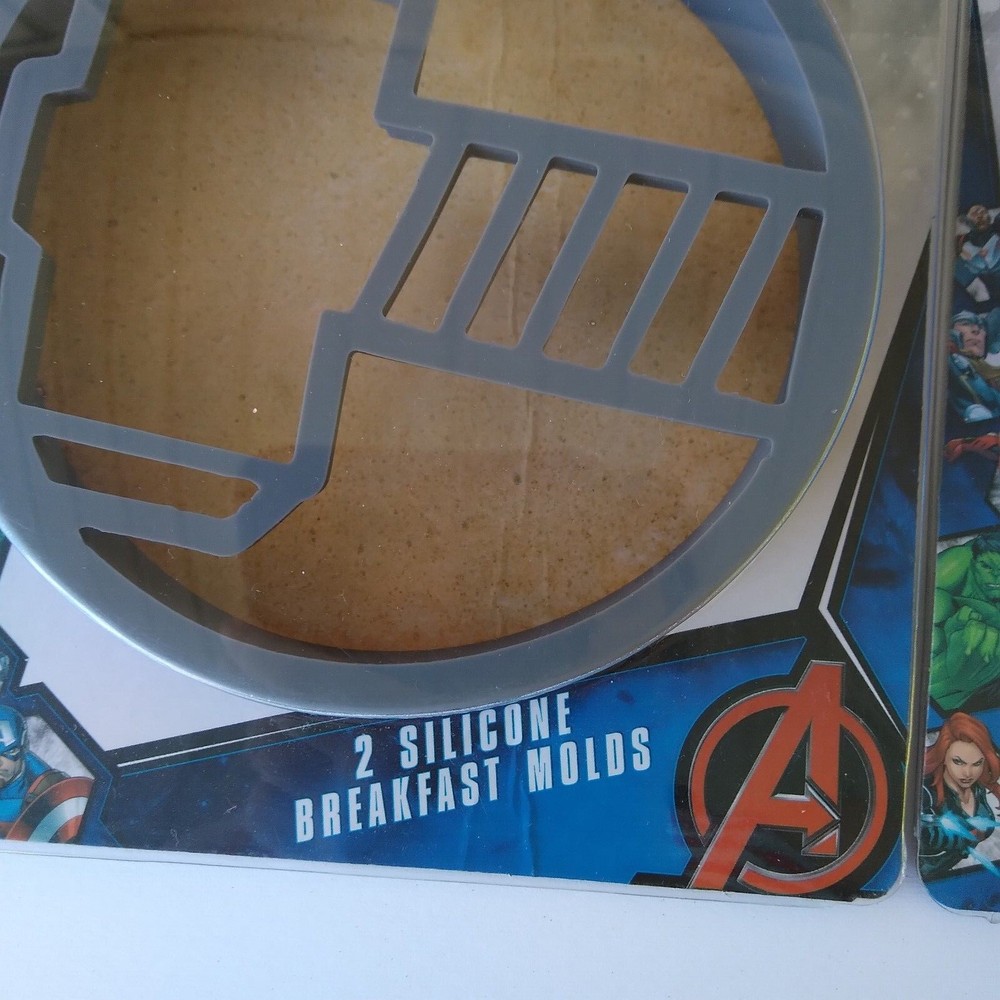 MARVEL Avengers silicone breakfast molds 2 packs - see description