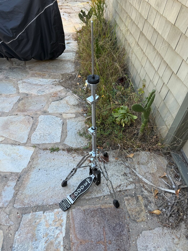 DW 3000 3 legged hihat stand - Missing clutch