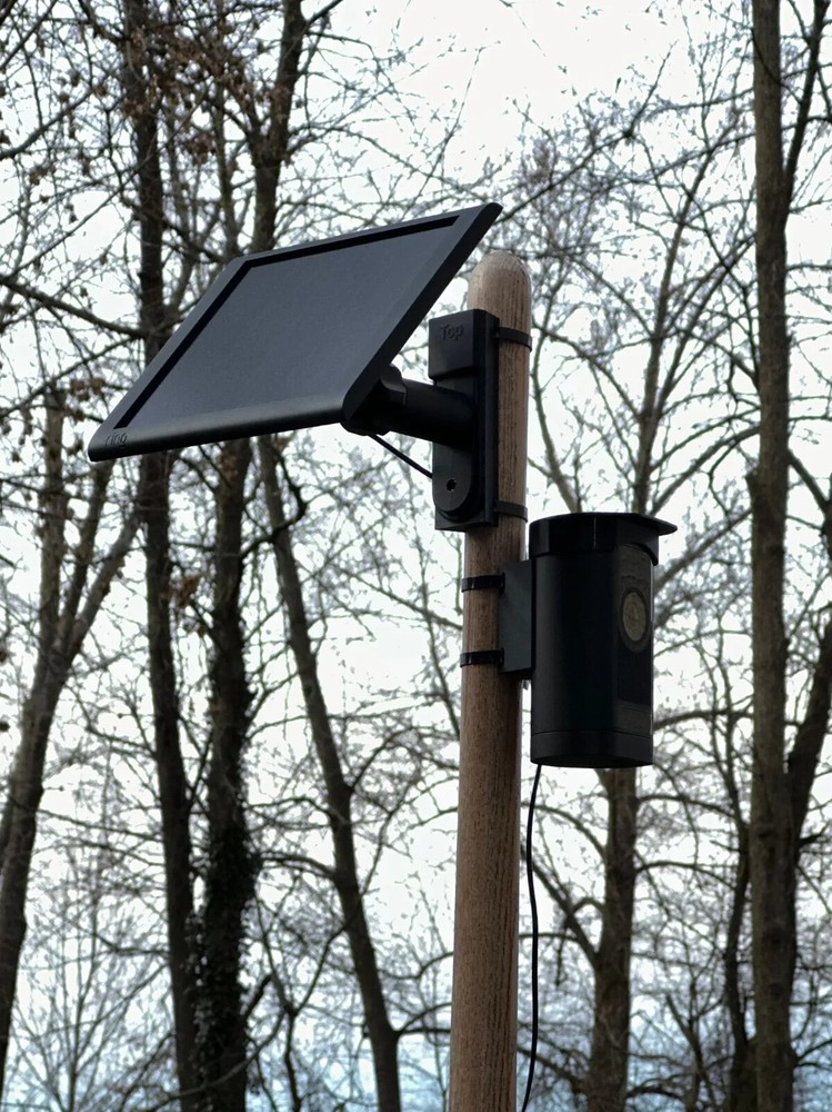 RING Stick Up Cam - Pole Mount