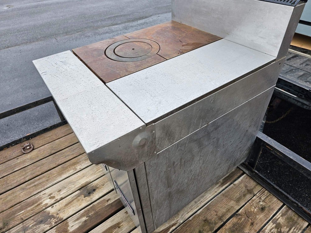 GARLAND Flat Iron Gas Range W/Storage And Prep Surface. Working!