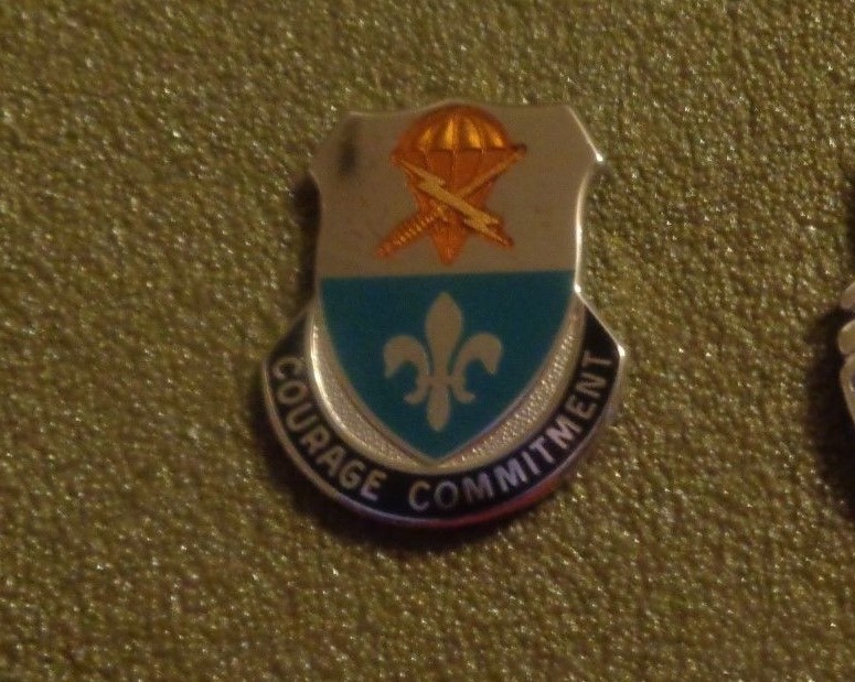 CREST,DI, SPECIAL TROOPS Battalion,   82ND AIRBORNE  DIVISION