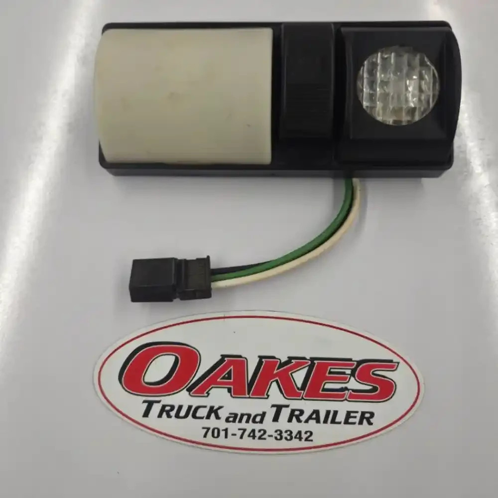 1996 Freightliner FLD120 Cab Light